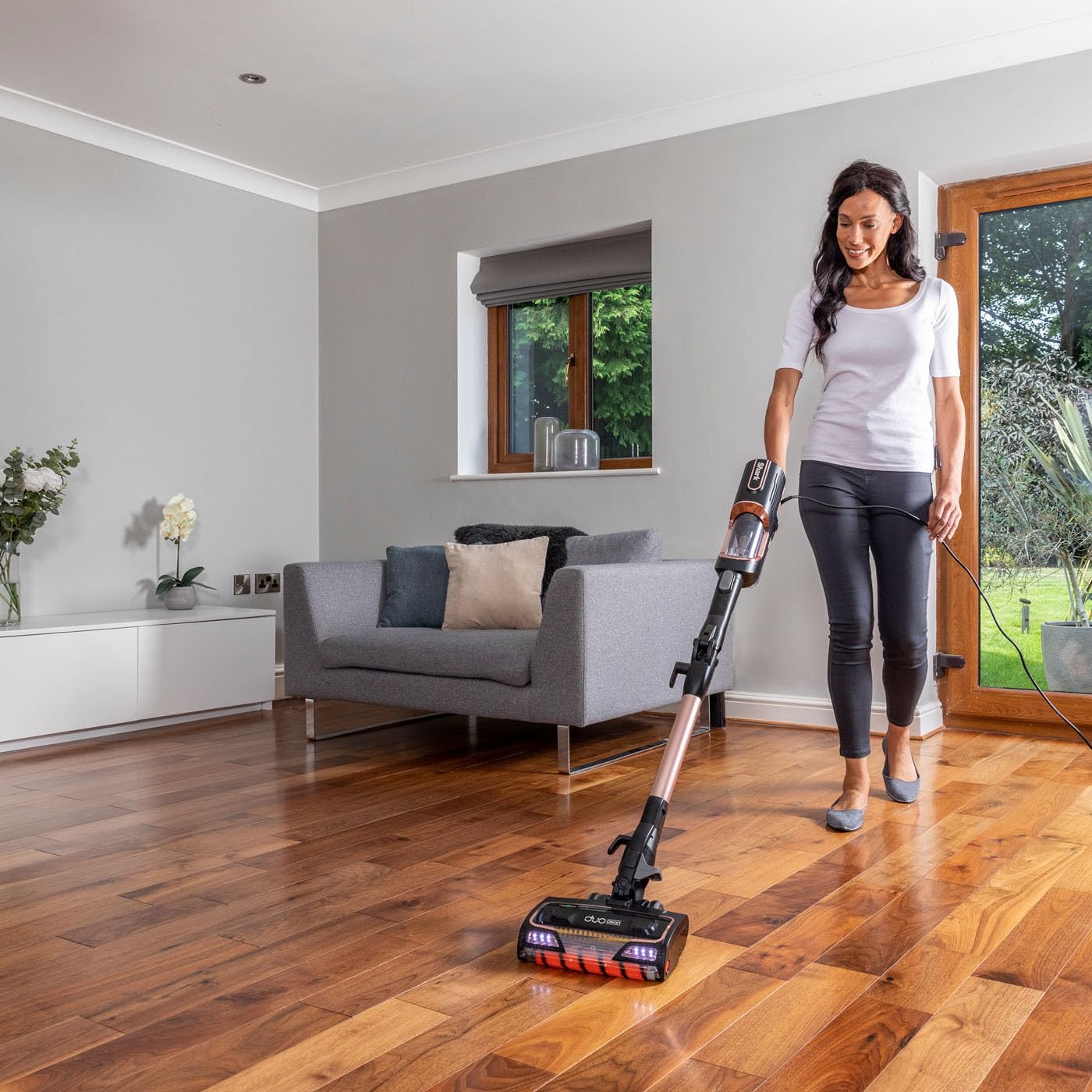 shark-hz500eut-aspirateur-balai-avec-fil-animaux-rose image 6