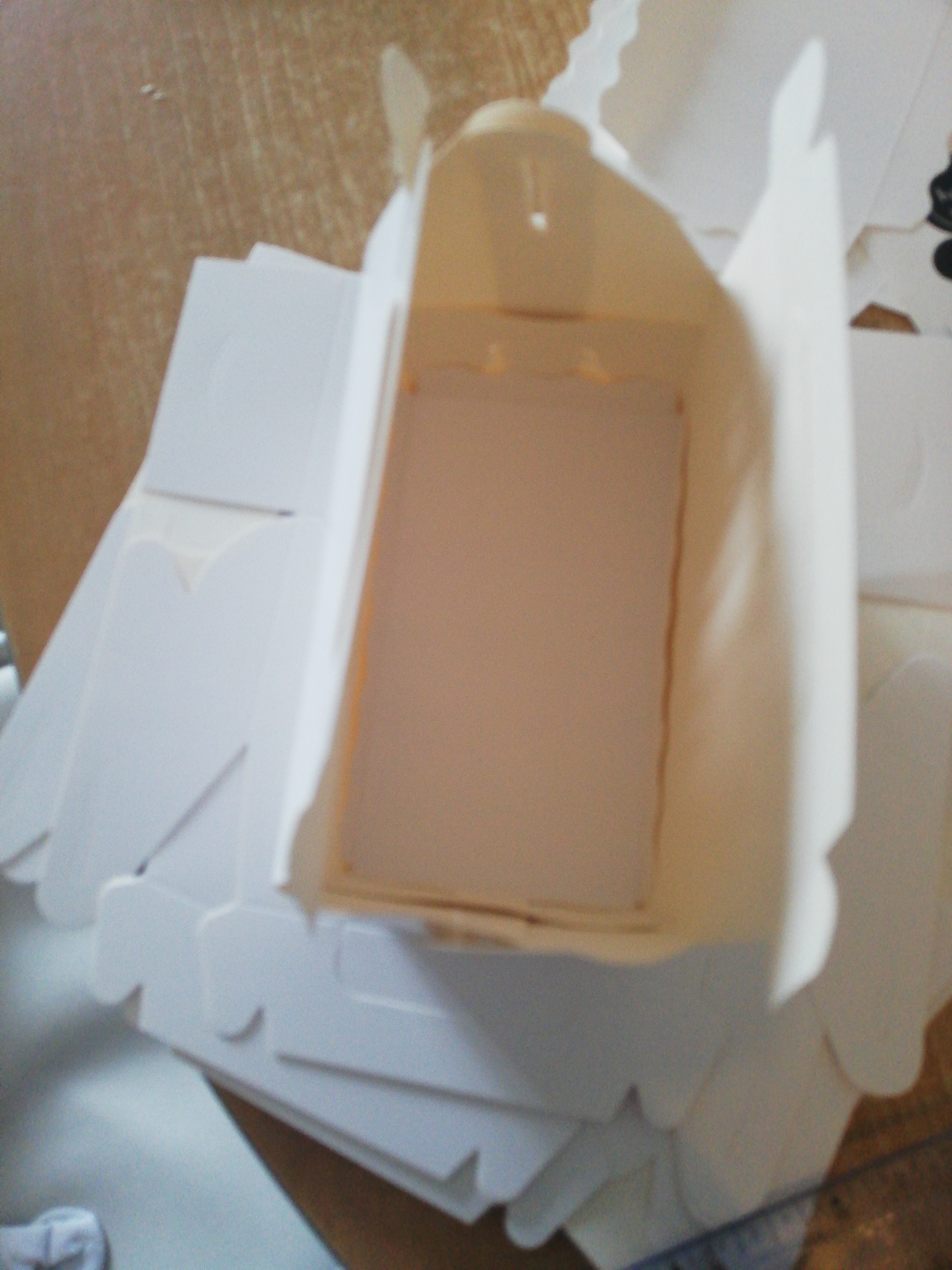 Fragile humide